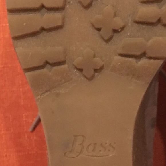 Bass shoes - Picture 4 of 5